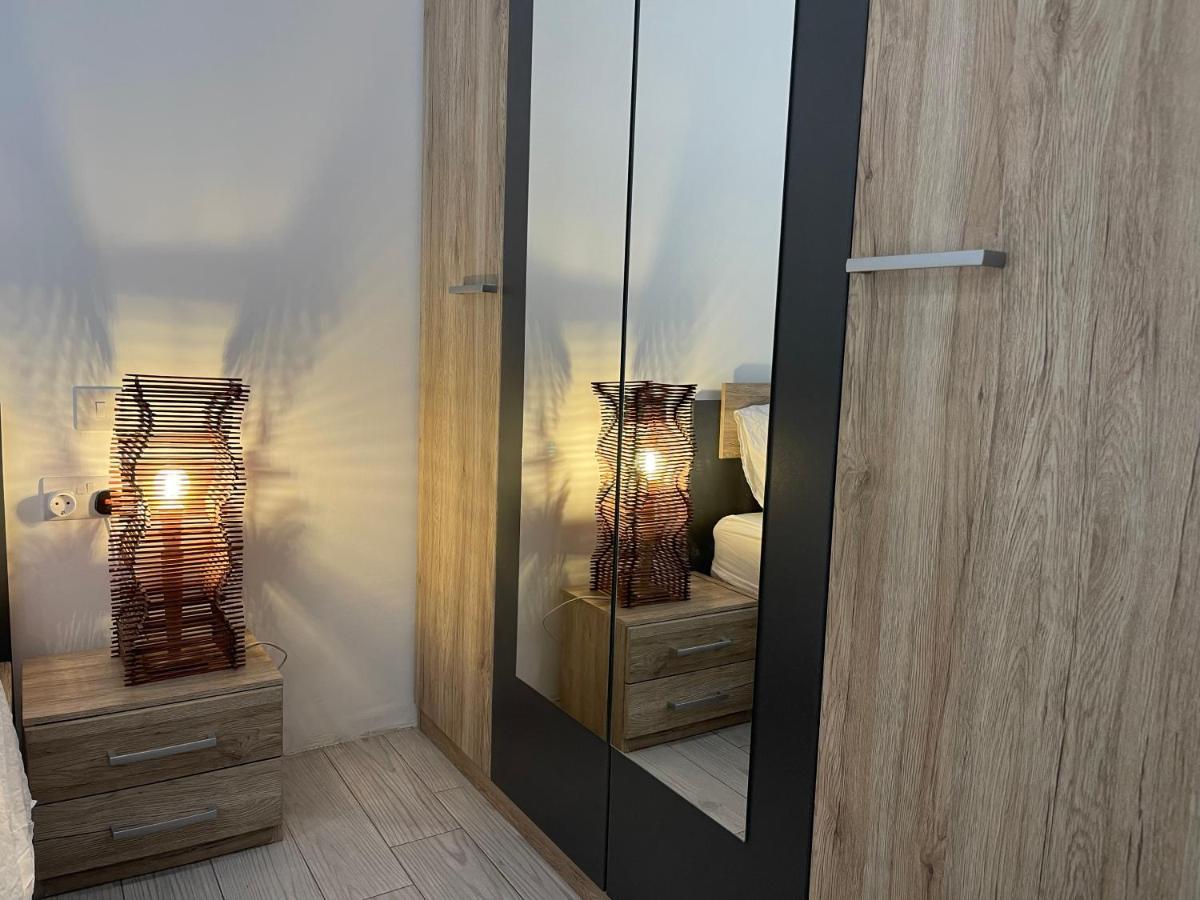 City Center Properties - Modern Room With Ac & Ensuit Bathroom - Room 1 Bahía de San Pablo Exterior foto