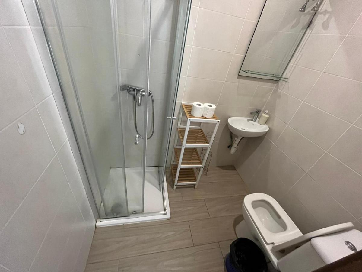 City Center Properties - Modern Room With Ac & Ensuit Bathroom - Room 1 Bahía de San Pablo Exterior foto